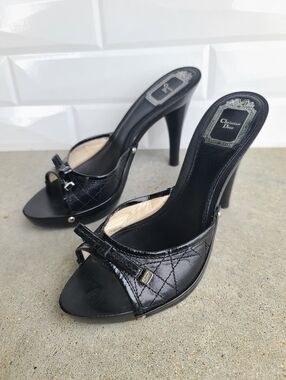 Vtg Christian Dior Cannage Black Quilted Patent Leather Mule Sandal Heels 36.5